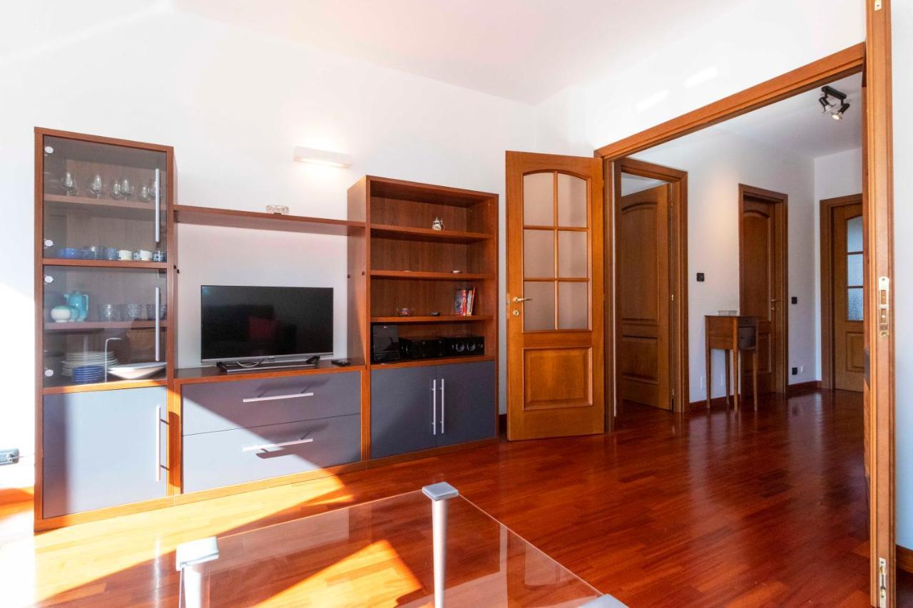 Cozy&Spacious Apt 2 Min Walk From The Tram Stop! Apartment Turin Exterior photo